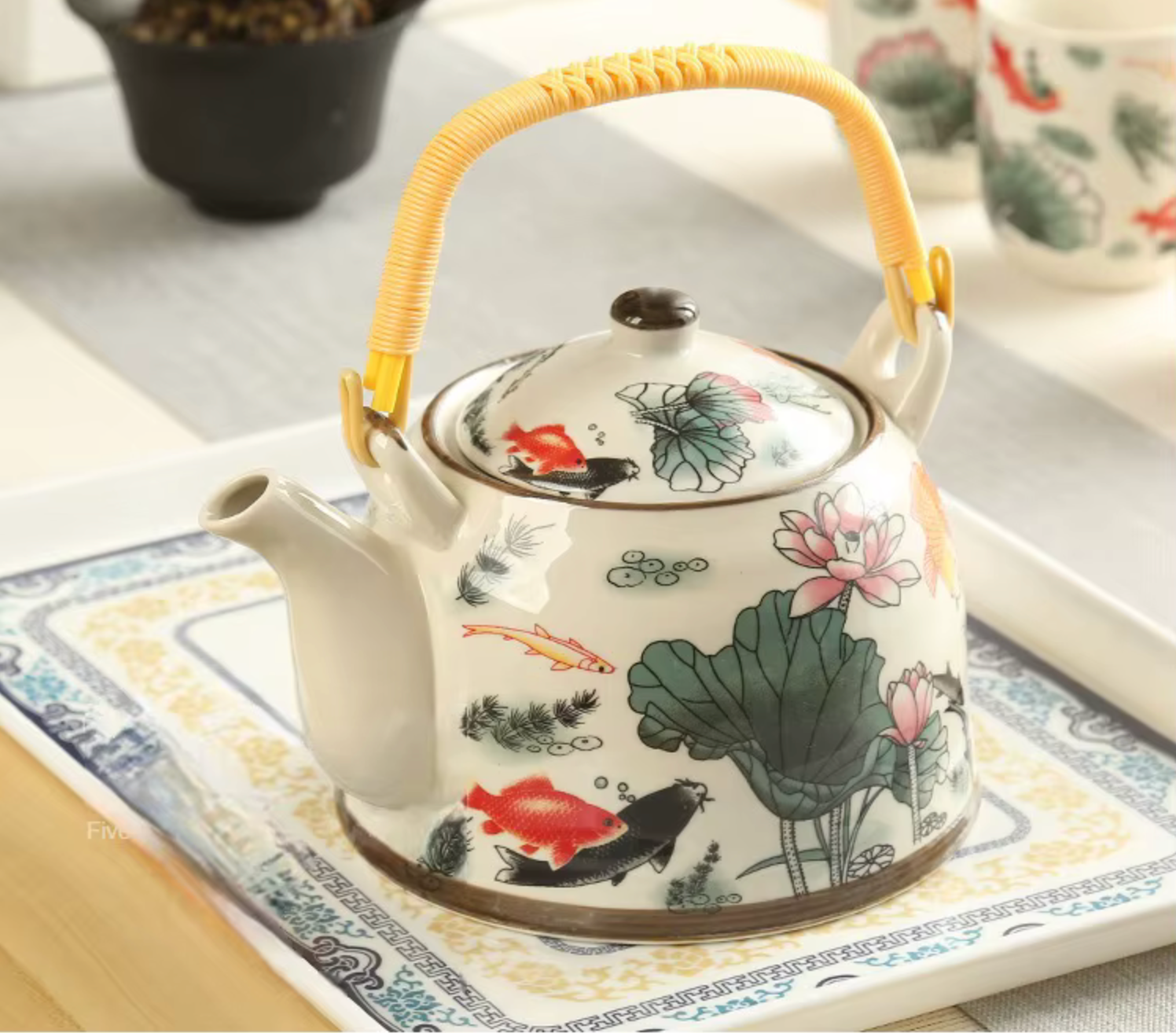 image theiere asiatique poisson et rotin